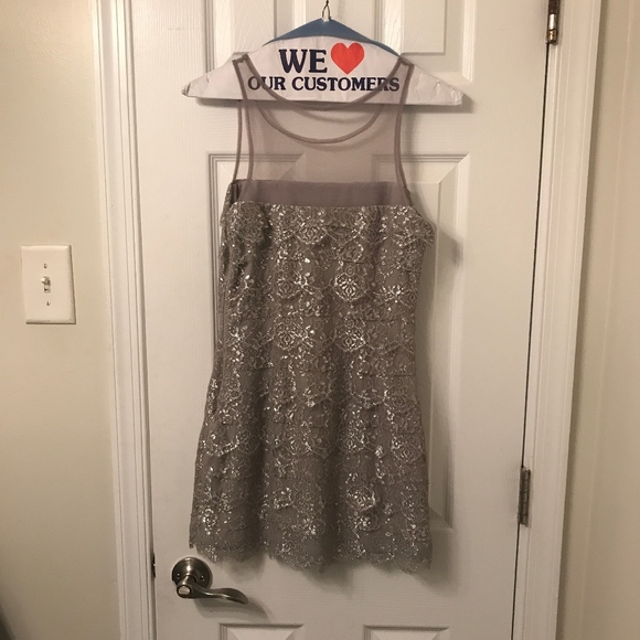 Silver mini dress - Picture 4 of 4